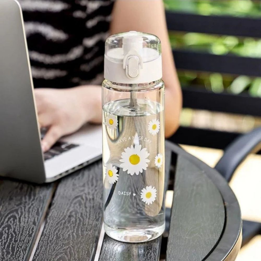 780ml Daisy Water Bottle with Straw Leakproof Clear Travel Bottle Inviteck