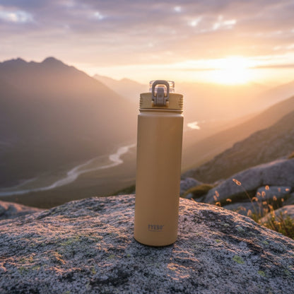 TYESO 750ml Insulated Water Bottle | Stainless Steel Flask