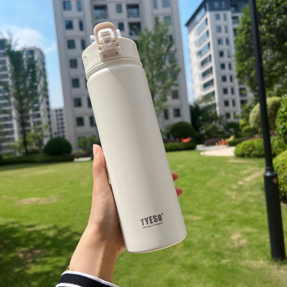 TYESO 750ml Insulated Water Bottle | Stainless Steel Flask