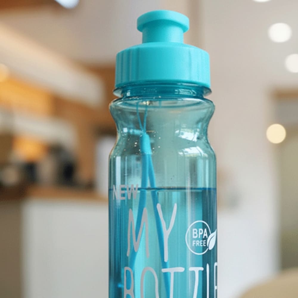 18.6oz Transparent PET Plastic Water Bottle with Flip Lid Inviteck
